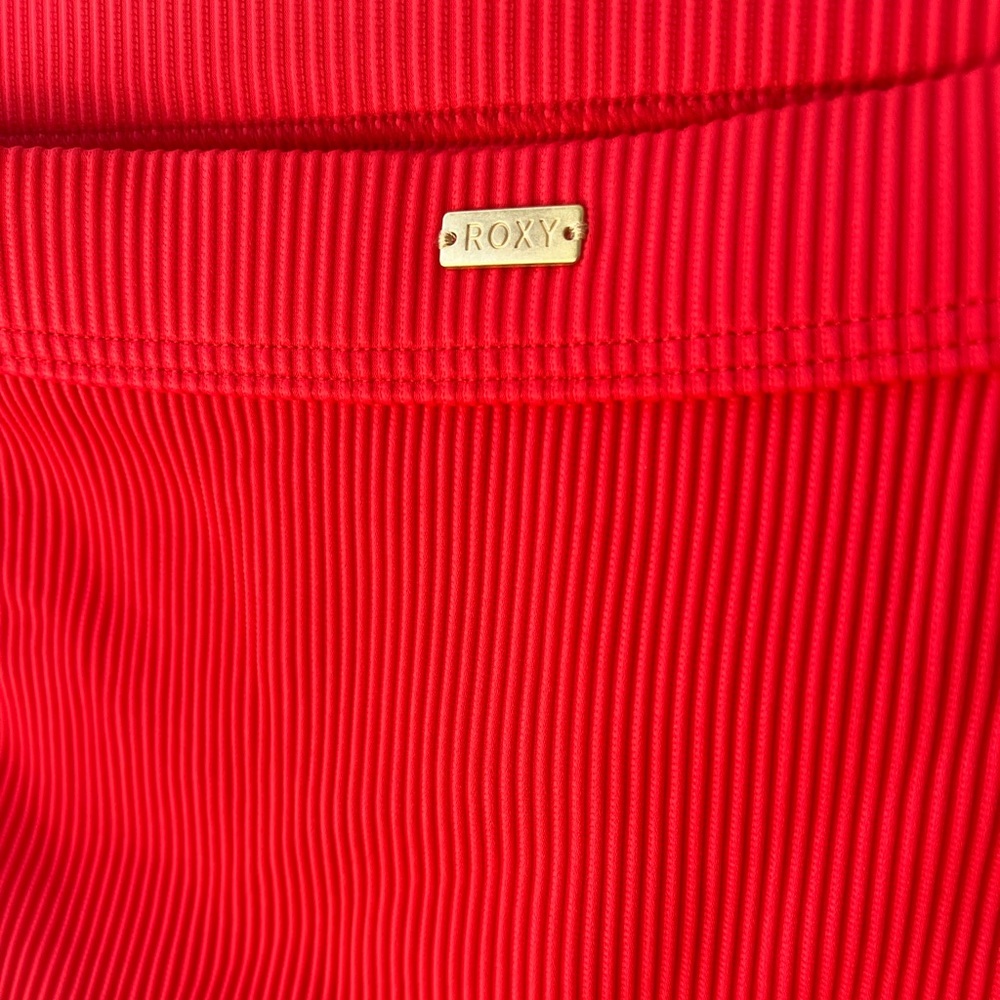 ROXY XL NWT RED BIKINI BOTTOMS MSRP$45 - Picture 3 of 9